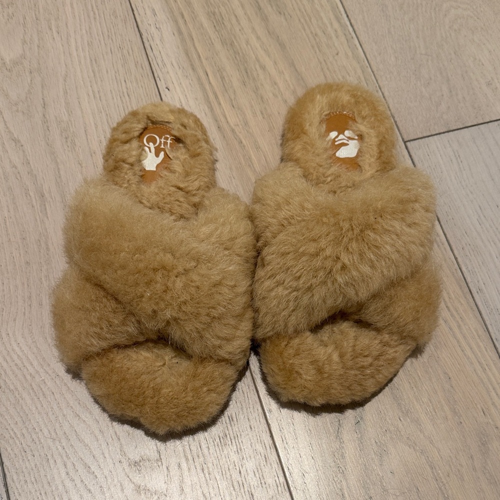 Off White Cozy Tan Fuzzy Slippers